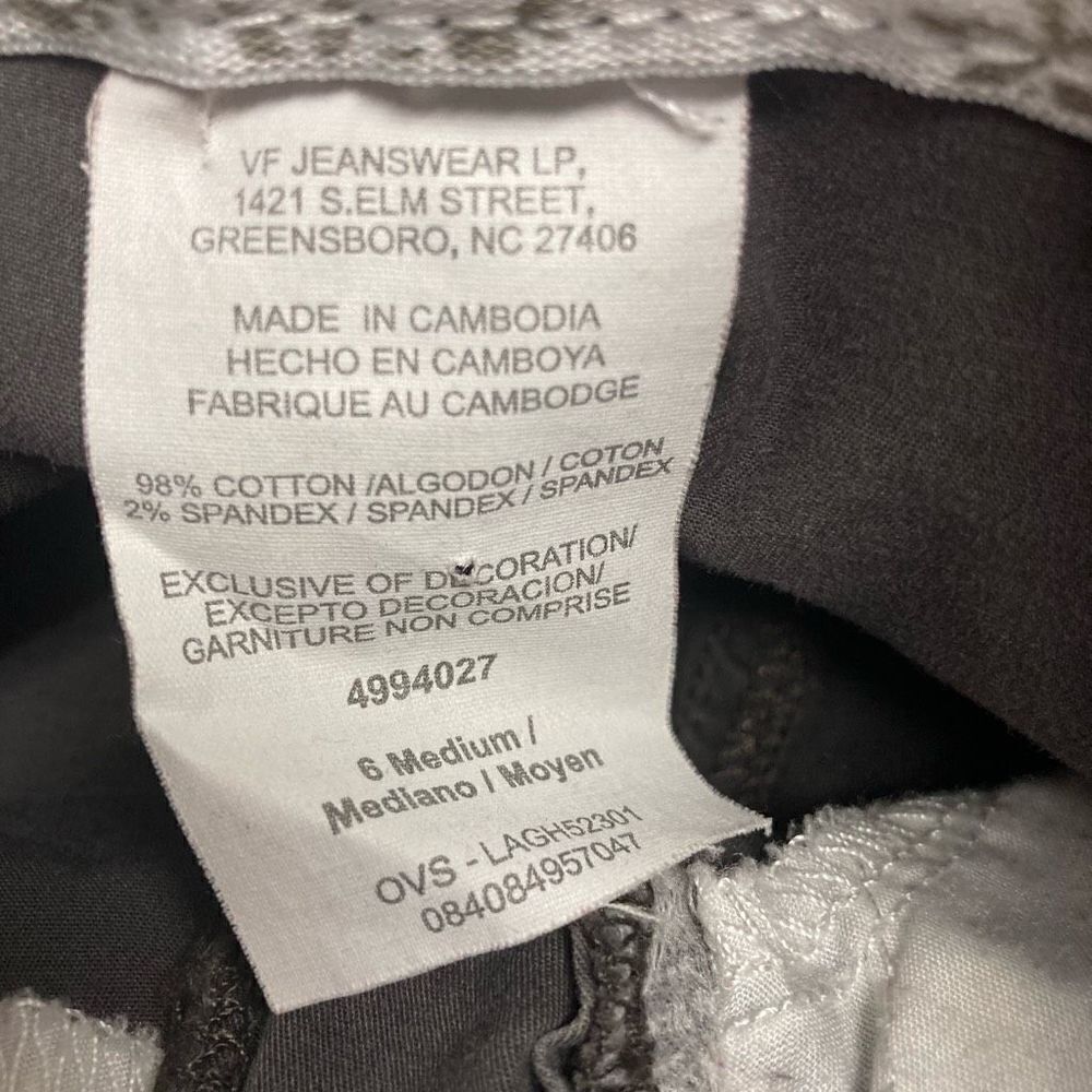 LEE Women’s Cropped Cargo Pants Brown Size 6M Capri - Picture 9 of 12